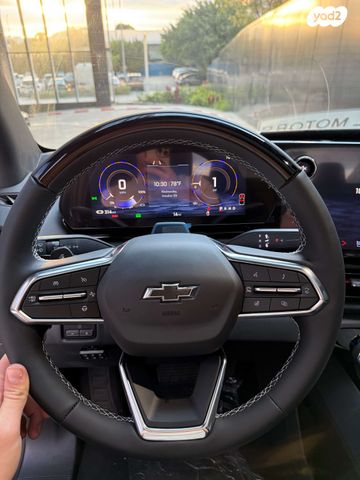 מודעת רכב שברולט סילברדו EV 1