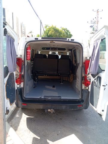 מודעת רכב סיטרואן ג'אמפי