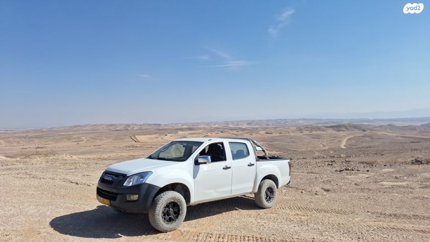 איסוזו די-מקס