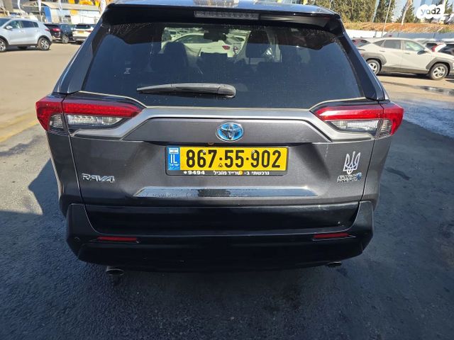 טויוטה RAV4