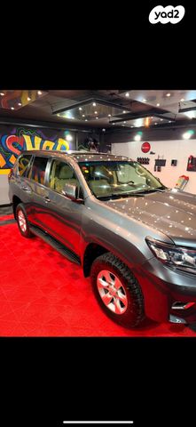מודעת רכב טויוטה לנד קרוזר