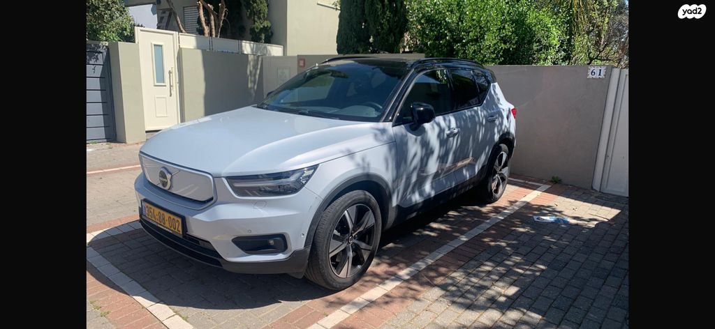מודעת רכב וולוו XC40
