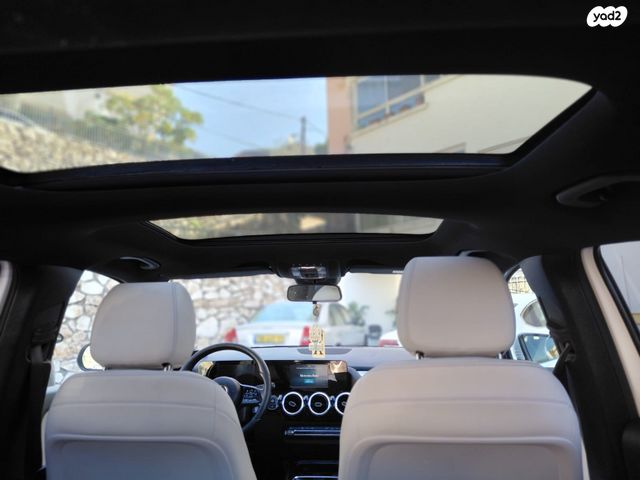 מודעת רכב מרצדס-בנץ GLA