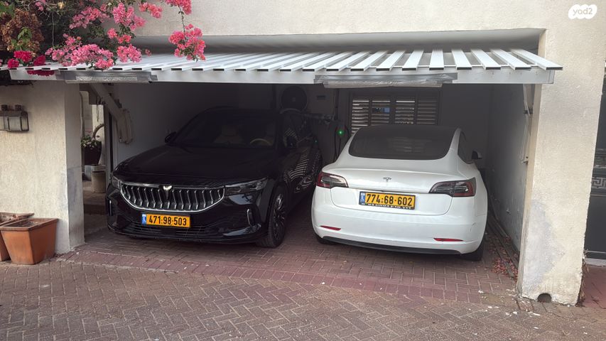 מודעת רכב וויה פרי