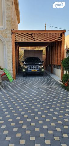 טויוטה לנד קרוזר