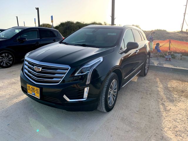 מודעת רכב קאדילק XT5