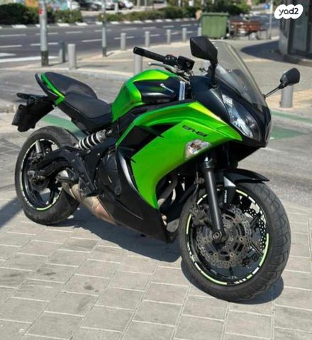 מודעת רכב קאוואסאקי ER-6F