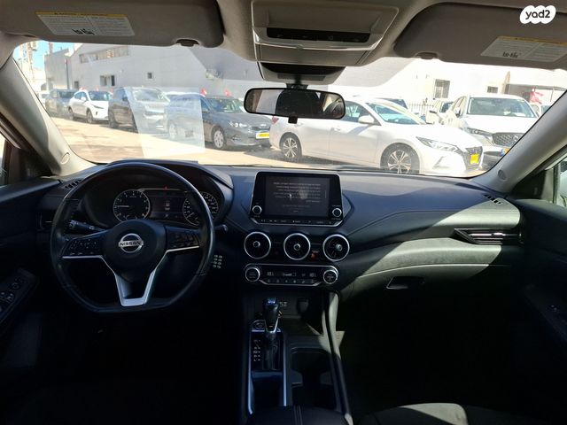 ניסאן סנטרה