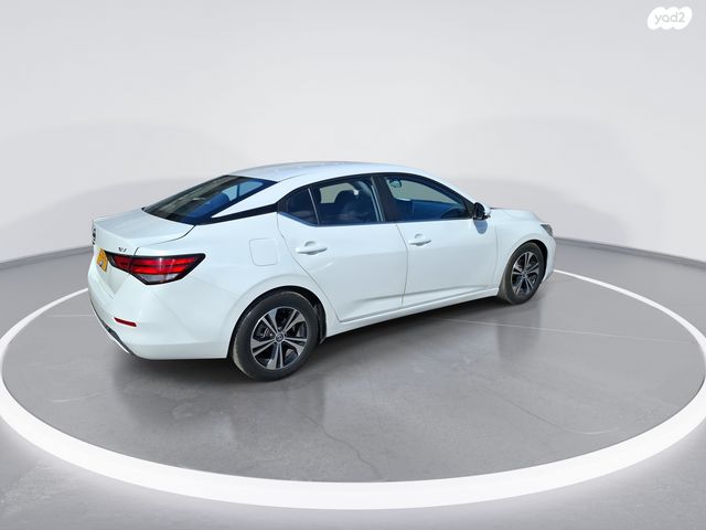 ניסאן סנטרה