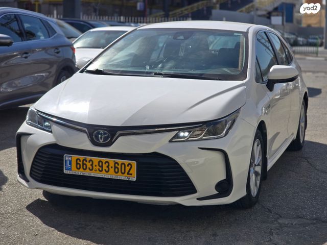 מודעת רכב טויוטה קורולה