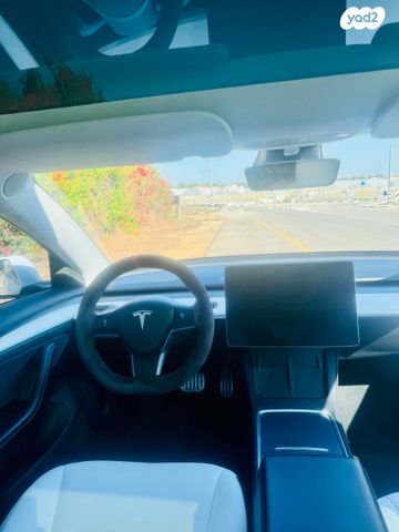 טסלה מודל 3