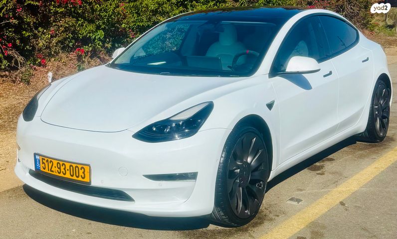 מודעת רכב טסלה מודל 3