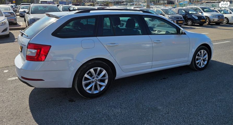 סקודה אוקטביה