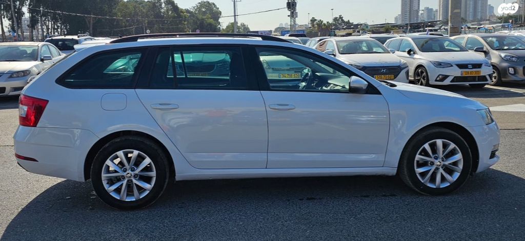 סקודה אוקטביה