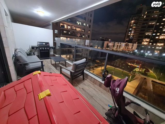 דירה, יצחק ויטנברג 4, פסגת הדר / נווה עוז הירוקה, פתח תקווה