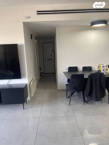 דירה, פרופ' יום טוב עסיס 4, פסגת זאב, ירושלים