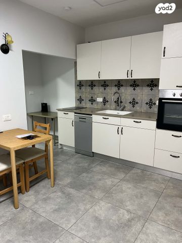 גג/ פנטהאוז, אליעזר בן יהודה 19, א' / צפון מזרח העיר, רחובות