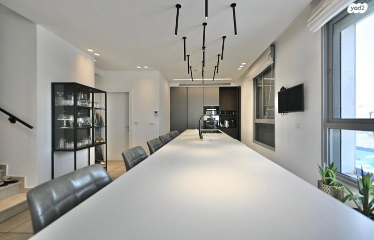 דופלקס, דגניה 8, ח-501, חולון