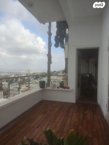 דירה, הלל 55, הדר עליון, חיפה