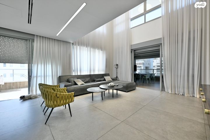 דופלקס, דגניה 8, ח-501, חולון