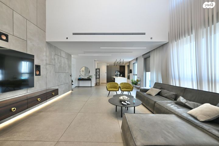 דופלקס, דגניה 8, ח-501, חולון