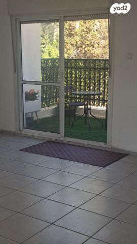 דירה, קיפודן 16, הפרחים, מודיעין מכבים רעות