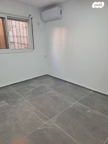 דירה, שדרות גושן 12, מוצקין הותיקה, קרית מוצקין