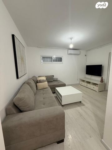 הרב הרצוג 15