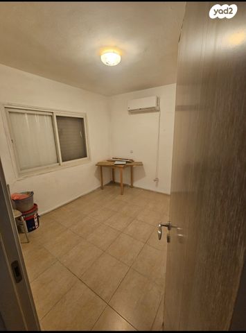 דירה, התימורים 5, פנחס ספיר, מגדל העמק