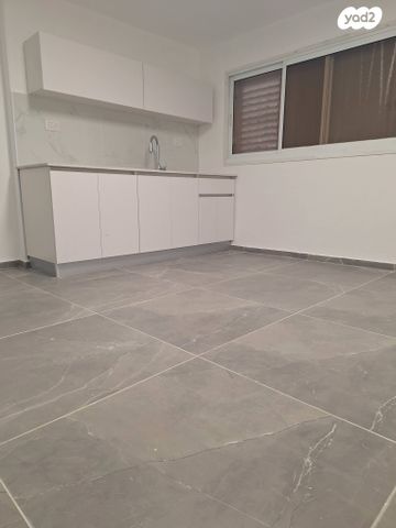 דירה, שדרות גושן 12, מוצקין הותיקה, קרית מוצקין