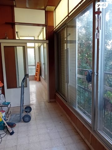 דירה, שמשון 15, מרכז הכרמל, חיפה