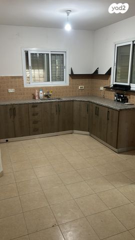 יחידת דיור, חיים נחמן ביאליק 11, שיכון א', קרית שמונה