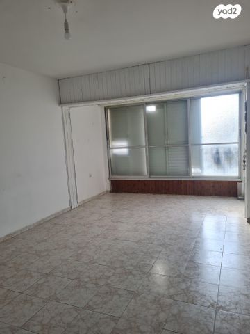 דירה, המלך חזקיהו 9, נווה דוד, חיפה