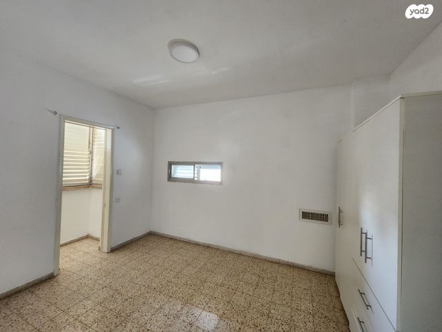 דירה, פרופס 3, נווה רם, שיכון מזרחי, רמת גן