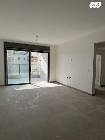 דירה, יוסף ספיר 66, שיפר, פתח תקווה