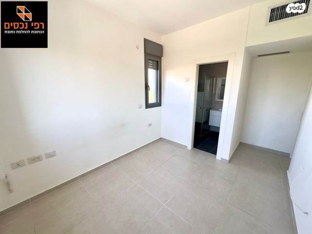 דירה, ישראל טייבר, גבעת הרמבם, גבעתיים