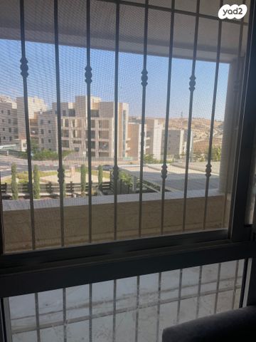 דירה, הרב מן ההר 28, חומת שמואל, הר חומה, ירושלים