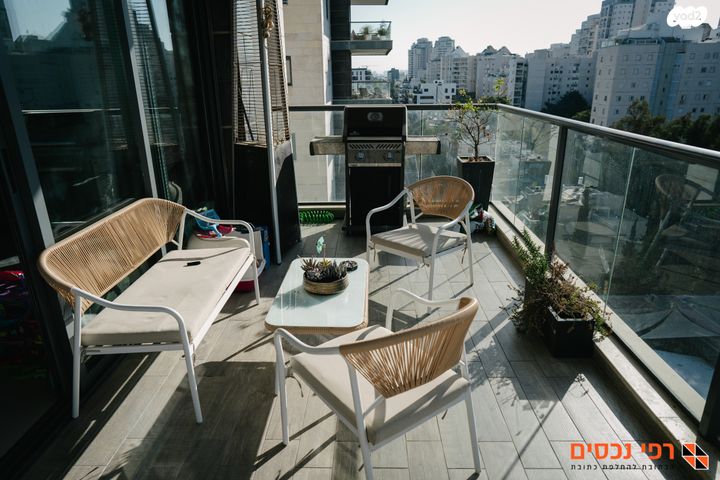 דירה, ארלוזורוב, גבעתיים