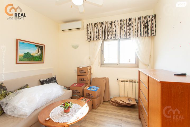 גג/ פנטהאוז, יחזקאל קויפמן, רמת גולדה, חיפה