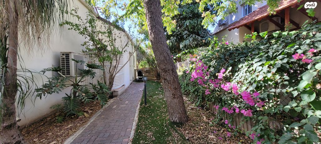 בית פרטי/ קוטג', בת חפר