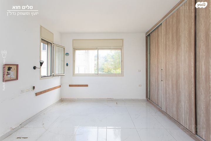 דירה, ישעיהו 15, כרמל צרפתי, חיפה