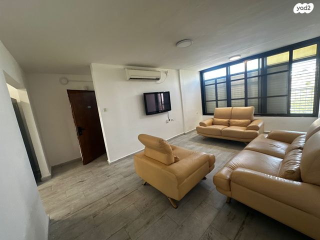 דירה, גבעת שרה, נהריה