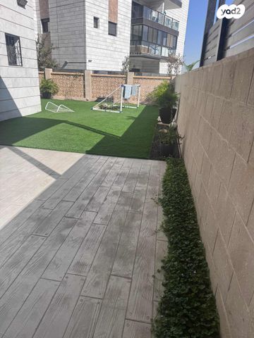 דירת גן, עיר היין, אשקלון