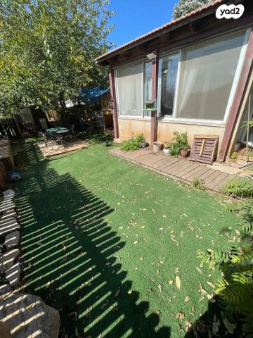 בית פרטי/ קוטג', הרעות, נווה אילן