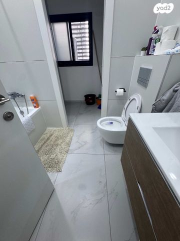 דירת גן, עיר היין, אשקלון