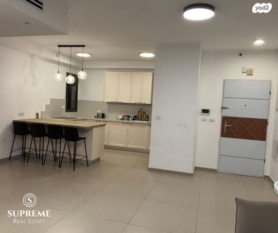 דירה, צה"ל 3, משכנות האומנים, קרית מוצקין