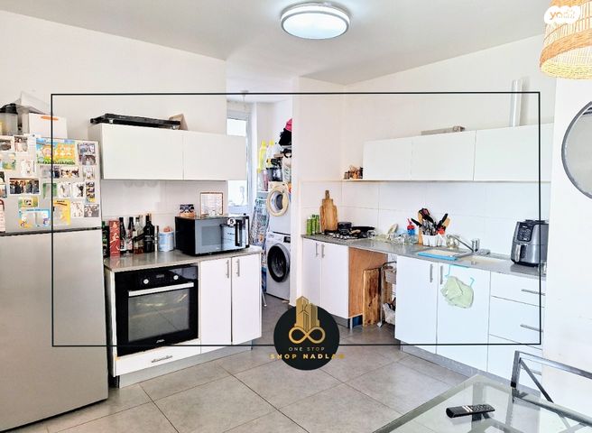 דירה, שבט יהודה, אחיסמך, לוד