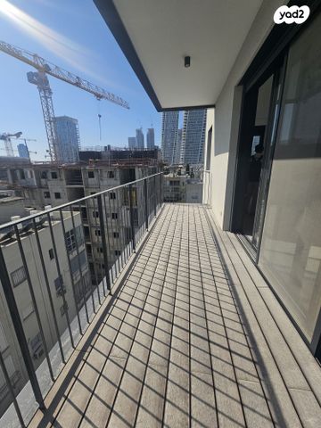 דירה, ז'בוטינסקי, תל אביב יפו