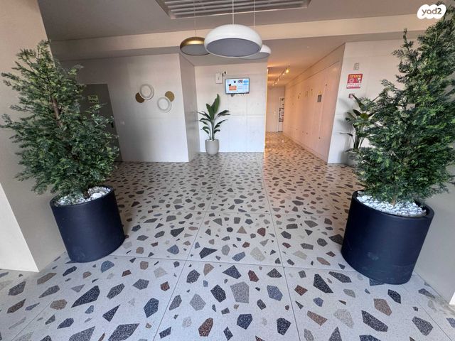 דירת גן, עיר היין, אשקלון