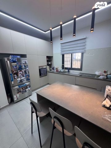 דירת גן, עיר היין, אשקלון